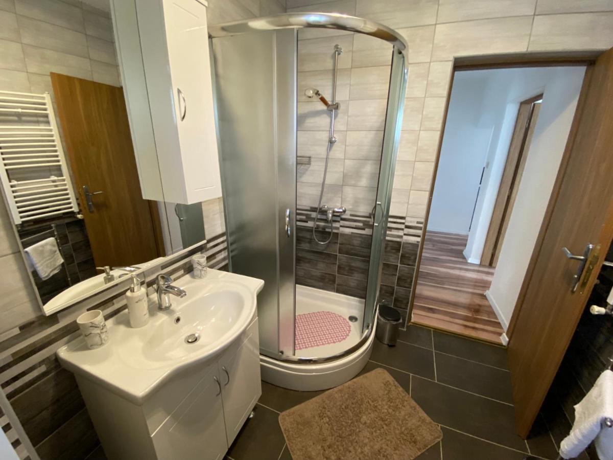 Apartment Liso Селище Дрежницько Екстер'єр фото